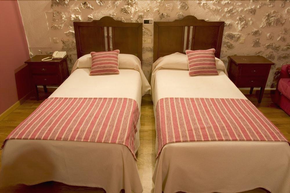 Hotel El Rincon Cuéllar Esterno foto
